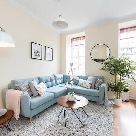 Bright And Modern 2 Bed Apartment EDI Exteriér fotografie