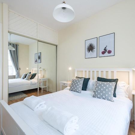 Bright And Modern 2 Bed Apartment EDI Exteriér fotografie
